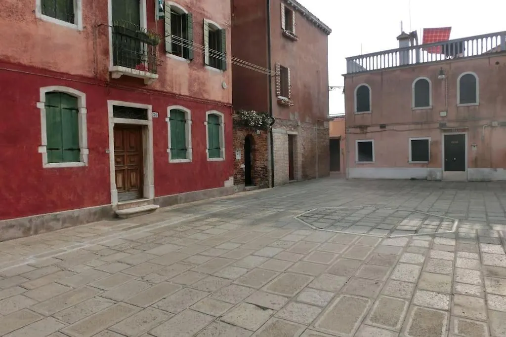 Central Star House Murano İtalya